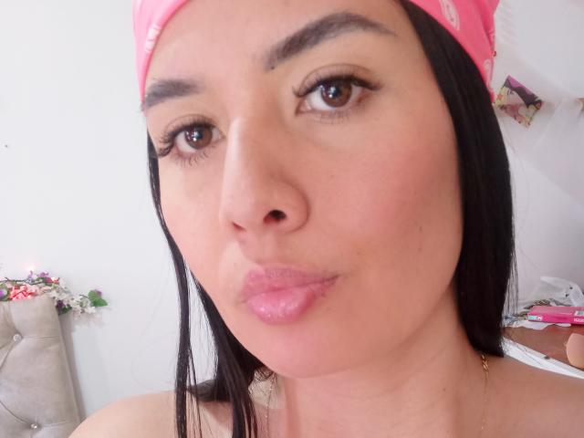 VenuzLove - Live porn &amp; sex cam - 22224077