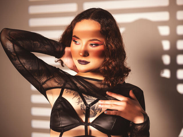 AnnyThompson - сексуальная веб-камера в реальном времени - 22227833