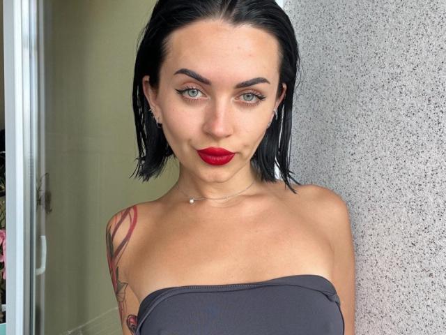 HollyHope - Live porn &amp; sex cam - 22230077