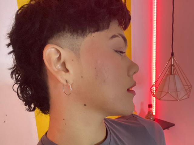 Danuninooo - Live porn &amp; sex cam - 22232609