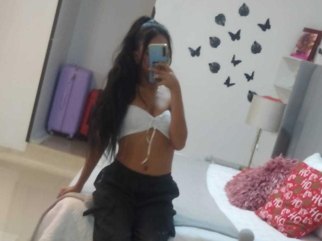 MarySmiith - פורנו בשידור חי ומצלמת סקס - 22235721