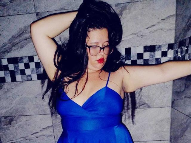 LillyBigTtock - Live porn &amp; sex cam - 22236149