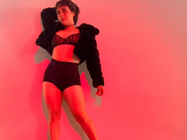 IsabelaCooper - פורנו בשידור חי ומצלמת סקס - 22237281