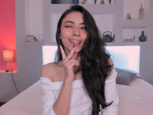 CanelleGarces - Live porn &amp; sex cam - 22240885