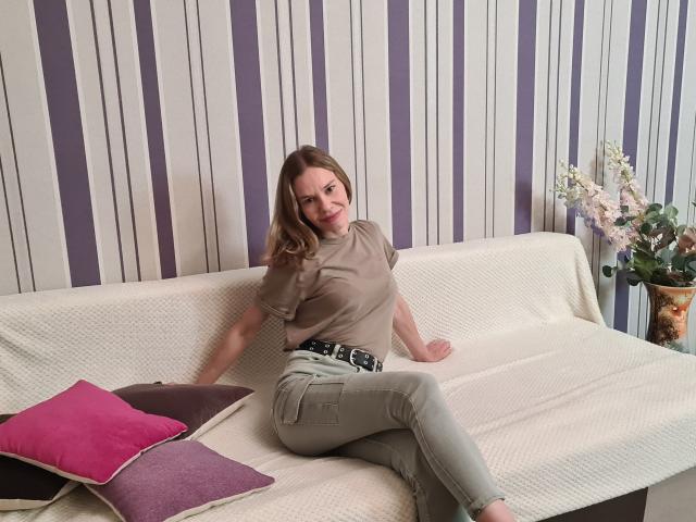 LilyWest - Live porn &amp; sex cam - 22245425