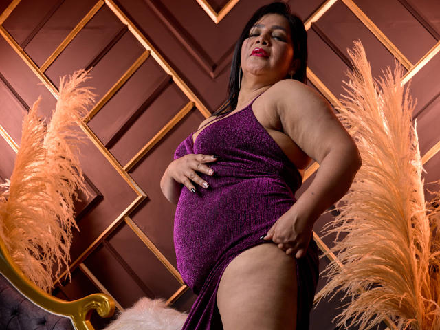 RousseBellaX - Live porn &amp; sex cam - 22245621