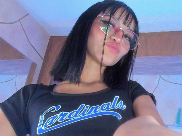 LindaWatsong - Live porn &amp; sex cam - 22246429