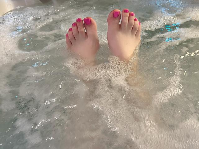 MelanieFrancaise - Live Sex Cam - 22248137