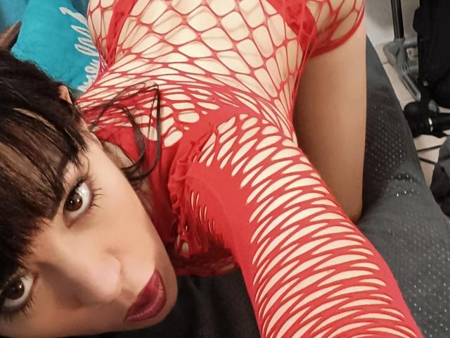 OrianaLaFrancaise - פורנו בשידור חי ומצלמת סקס - 22248625