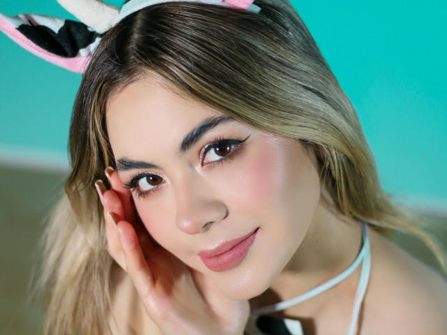 NathalySky - Live porn &amp; sex cam - 22249701