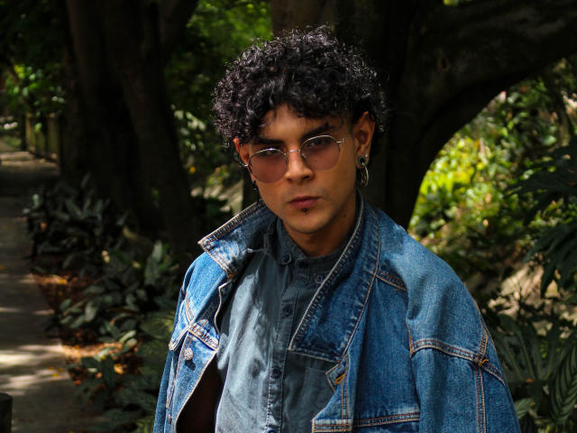 Mordekai - Camera khiêu dâm &amp; quyến rũ trực tiếp - 22253061