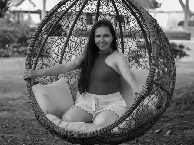 IsabellaSant - Sexe cam en vivo - 22253125
