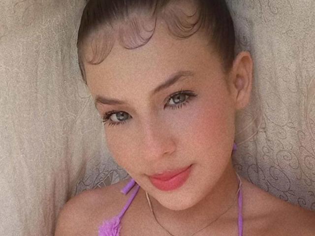 StacyGilseX - Sexe cam en vivo - 22255165