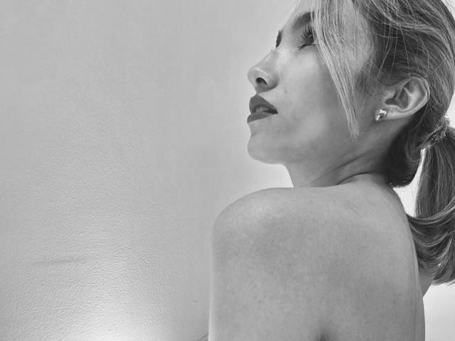 AdharaCooper - Live porn &amp; sex cam - 22257873