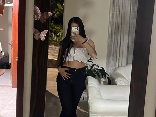 LuanaJoys - Live porn &amp; sex cam - 22261277