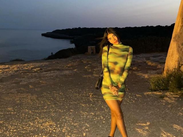 PriscillaRouss - сексуальная веб-камера в реальном времени - 22262189