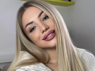 CristalTasty - Live porn &amp; sex cam - 22265377