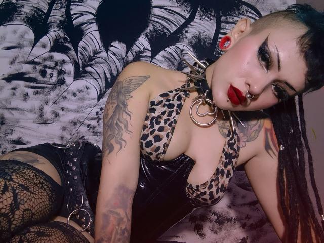 LaurenStrong - Live porn &amp; sex cam - 22268673