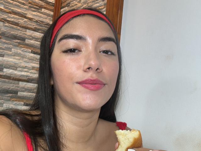 SharonKlart - פורנו בשידור חי ומצלמת סקס - 22269397