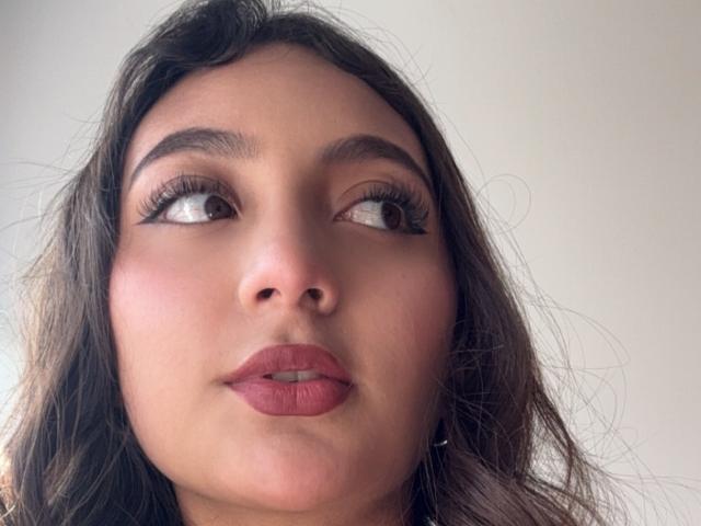 DianaFernandezz - сексуальная веб-камера в реальном времени - 22270781