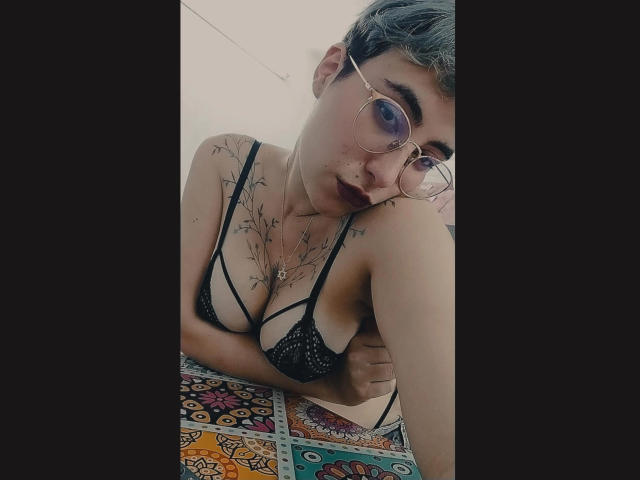 LilCati - 라이브 포르노 &amp; 섹스 캠 - 22273117