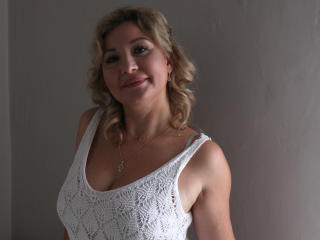 SvetaGold - Live porn &amp; sex cam - 22276925