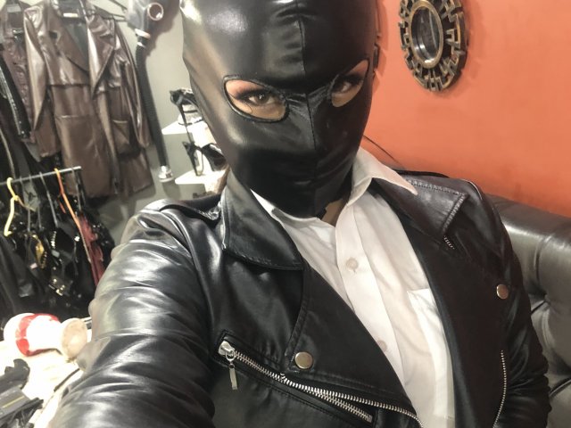 AmeliePiera - Porno na żywo i seks kamera - 22281341