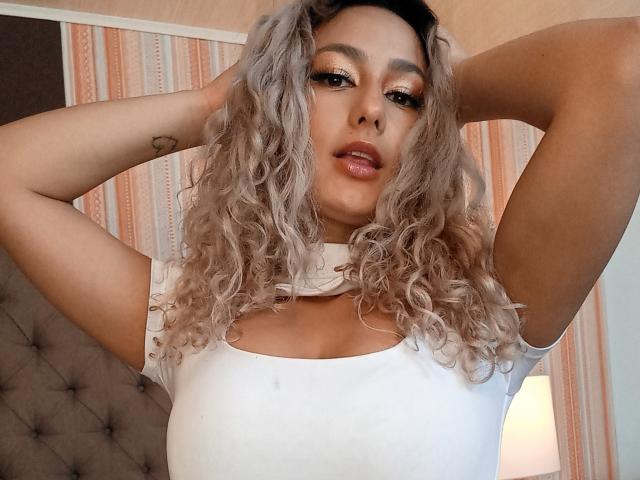 FloraSaenz - Live porn &amp; sex cam - 22287945