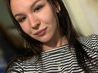 ShinyKelly - Live porn &amp; sex cam - 22293353