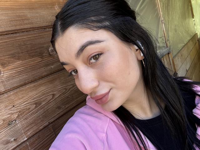 NadinEmbersi - Live porn &amp; sex cam - 22293981