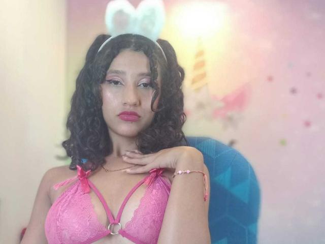 KathiaWilis - Live porn &amp; sex cam - 22295065