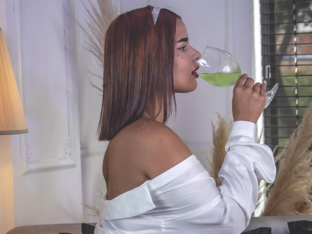 ValeriieScoot - Live porn &amp; sex cam - 22300005