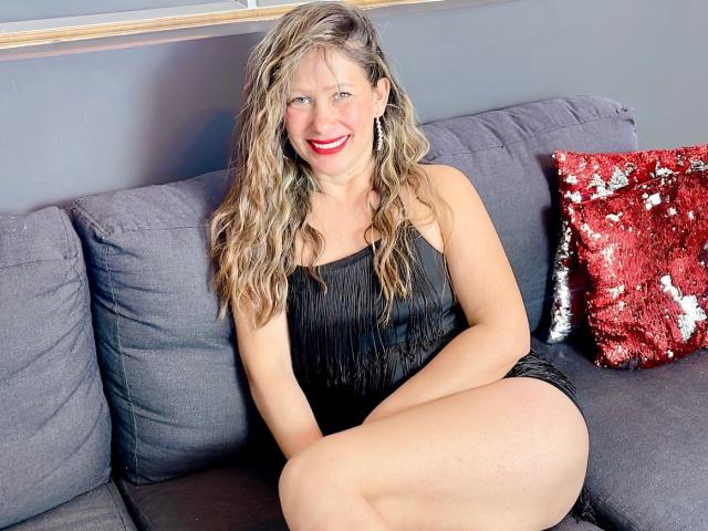 AmelySuarth - Sexe cam en vivo - 22301245