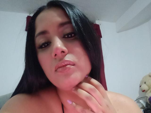 CatalinaKane - Live Sex Cam - 22302649