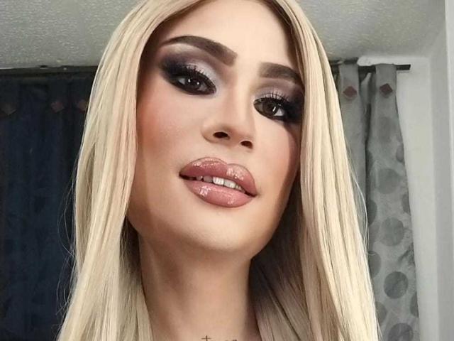 BriitanyMontarrey - Live porn &amp; sex cam - 22303121