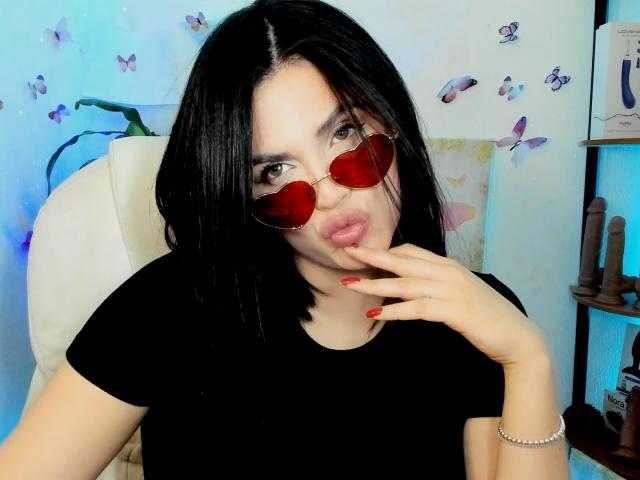 LinaStars - Live porn &amp; sex cam - 22303777