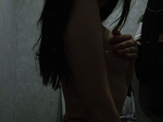 MilanaSelin - Live porn &amp; sex cam - 22309969