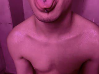 AaronBlink - Live porno og sexkamera - 22310173