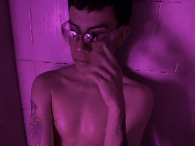 AaronBlink - Sexe cam en vivo - 22310217