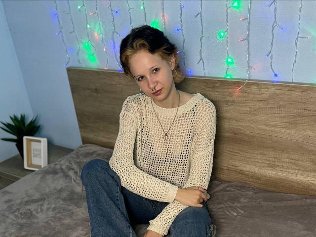 SibbyNifsa - сексуальная веб-камера в реальном времени - 22315461