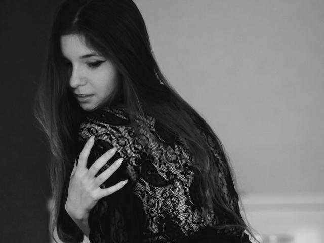 SexyLyana - Sexe cam en vivo - 2231981