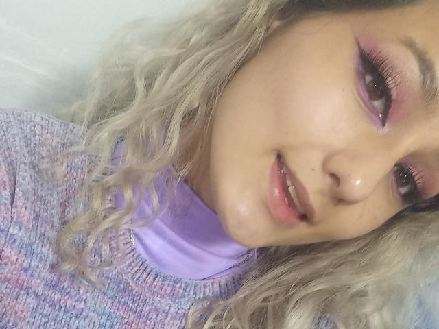 FloraSaenz - Live porn &amp; sex cam - 22321657