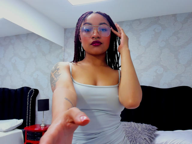 DionneRosse - Live porn &amp; sex cam - 22327969