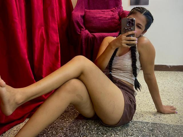 LuisaPava - Live porn &amp; sex cam - 22328165