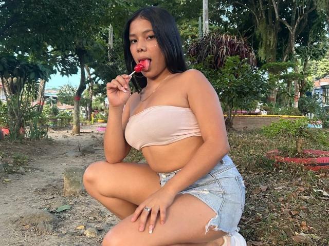 SalmaVitori - Live sexe cam - 22329457