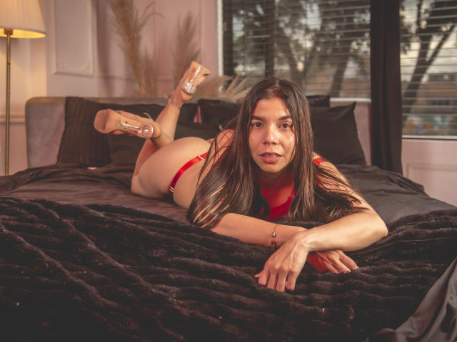 CarliinaSoussa - Live porn &amp; sex cam - 22330177