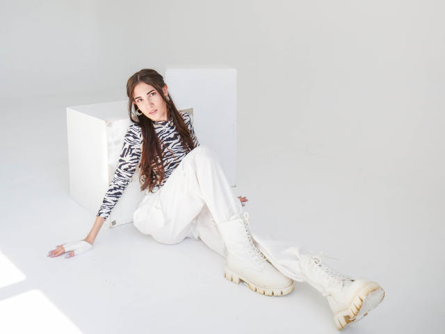 AppealingWay - Camera khiêu dâm &amp; quyến rũ trực tiếp - 22330373