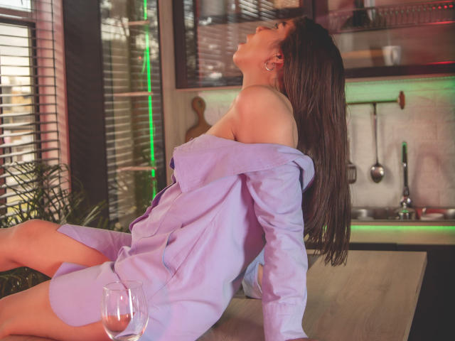 CarliinaSoussa - ライブポルノ&amp;セックスカム - 22331649