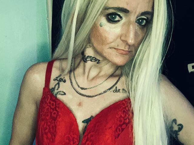 SexiCountryGaby - Live Sex Cam - 22334749