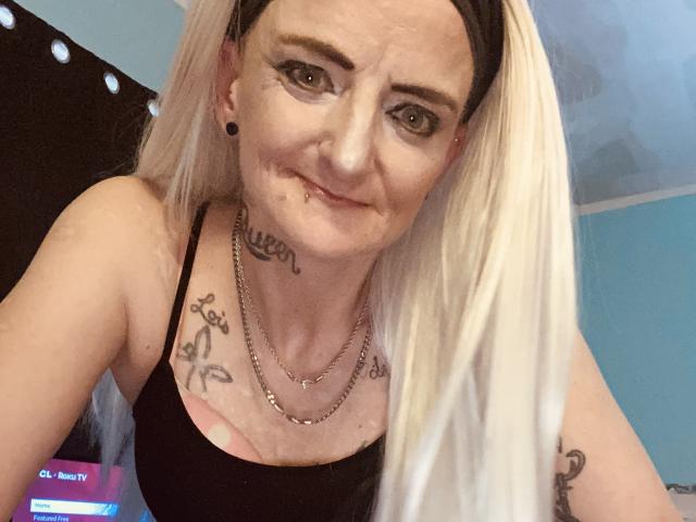 SexiCountryGaby - Live porn &amp; sex cam - 22334821